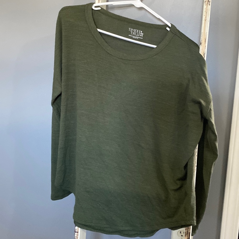 Long Sleeve Green Shirt